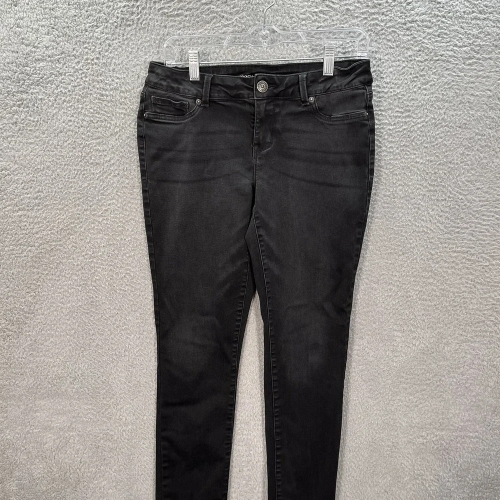 Maurices Jeans Womens Medium Black Denim Low‎ Rise Slim Stretch Preppy Casual